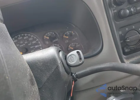 2001 Chevrolet Silverado 2500Hd Lt from USA, damaged, VIN 1GCHK29101E294069